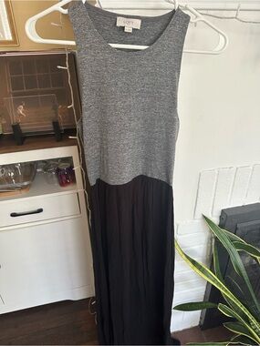LOFT Gray and Black Sleeveless Maxi Dress